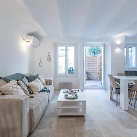 Lb Vacation I A Quiet Place With Garden In The Heart Of Apartment *