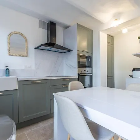 Lb Vacation I A Quiet Place With Garden In The Heart Of * Cannes