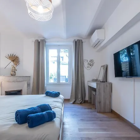 Apartmán Lb Vacation I A Quiet Place With Garden In The Heart Of Cannes